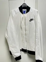 ナイキ 白 ブルゾン ジャケット S