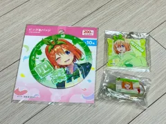 五等分の花嫁 中野 四葉 アクリルキーホルダー / バッジ セット