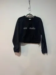 O!Oi stu ブラック クロップド スウェット マン M