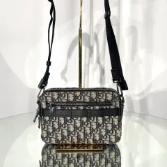 正規品 ディオール オブリーク サファリ メッセンジャーバッグ クロスバッグ