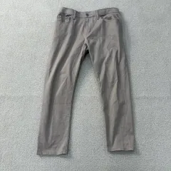 M ユニクロ ベージュ チノパンツ 0107T1