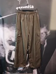 カーキ カーゴ 裾シャーリング ワイドパンツ