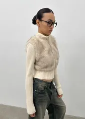 新品) ブラックアップ デッキ ファー ニットジップアップ クリーム