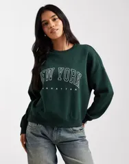 オンリー レディース アウター パーカー・スウェット プリント スウェット シャツ ONLY New York print sweatshirt in dark DARK GREEN グリーン