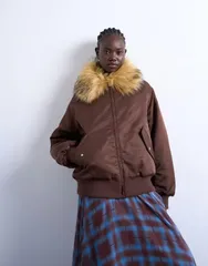 トップショップ レディース アウター ジャケット・ブルゾン ナイロン ジャケット Topshop nylon bomber jacket with faux fur collar in chocolaのサムネイル