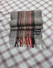 アクアスキュータム カシミア100 マフラー グレー/レッド CHECK