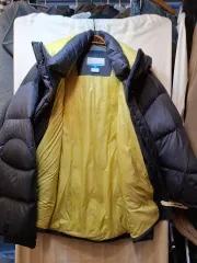 Columbia ブラック/ネイビー ダウン