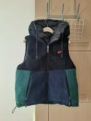 キルシー リバーシブル ベスト