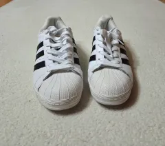 アディダス SUPERSTAR 白黒 スニーカー