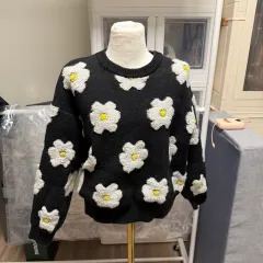 花刺繍ニット ブラック セーター