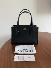 コーチ トートバッグ 出品