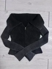 オフショルダー ニット ジップアップ