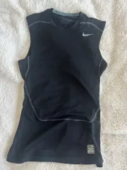 ナイキ プロ コンバット 黒 ノースリーブ M 出品