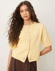 エイソス レディース アウター カーディガン ニット ASOS DESIGN knit half sleeve cardigan with shell buttons in ecru ecru エクリのサムネイル