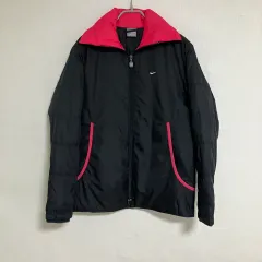 ナイキ ブラック/ピンク ダウン ジャケット