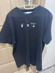 オフホワイト 半袖T