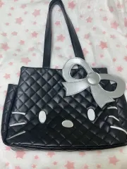ハローキティ ブラック キルティング ショルダーバッグ