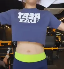 REST DAY レタリング クロップド半袖 Tシャツ 44 55