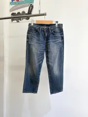 LEVIS デニムパンツ
