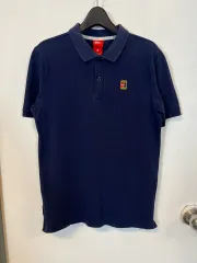 T112 NIKE コート ロゴ ネイビー ポロTシャツ S