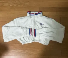 リーボック 白 クロップド ウィンドブレーカー