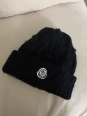 モンクレール ビーニー