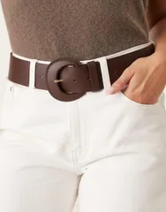 エイソス レディース アクセサリー ベルト レザー ASOS DESIGN wide leather waist and hip belt with covered buckle in chocolaのサムネイル