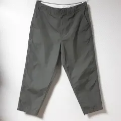 33/UNIQLO U カーキ 春夏 テーパードフィット パンツ/33-501