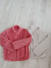 ユニクロ ボアフリースジャケット ピンク/アイボリー