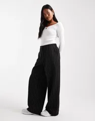 エイソス レディース ボトムス カジュアルパンツ ストレート プチ ASOS DESIGN Petite tailored relaxed straight leg pants pinstripe Black Pinstripe ブラック