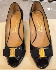 FERRAGAMO フェラガモ ブラック オープントゥ レディース パンプス 38.5 正規品