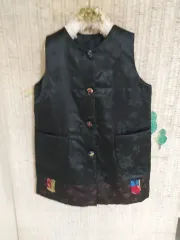 新品) キルティング ブラック 花柄 ロングベスト ベスト