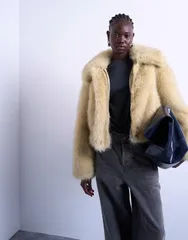 トップショップ レディース アウター ジャケット・ブルゾン ジャケット Topshop faux fur zip thru bomber jacket in buttermilk Buttermilkのサムネイル