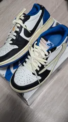 ナイキ ジョーダン1 トラヴィス スコット フラグメントデザイン レトロ ロー