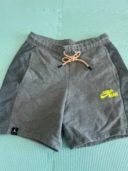 ナイキ ジョーダン ジャンプマン スウェット ハーフパンツ グレー