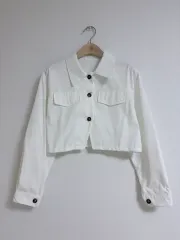 白 クロップド ジャケット