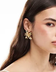 アクセサライズ レディース アクセサリー ピアス・イヤリング Accessorize statement lotus flower earrings GOLD ゴールドのサムネイル