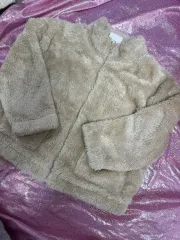 ベビー服) ザラ 服 12 18M ファー アウター