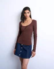トップショップ レディース トップス Tシャツ リブ Topshop ribbed scoop tie neck long sleeve top in chocolate BROWN ブラウン