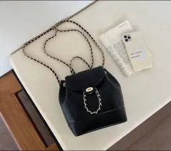 チェーン ショルダーバッグ