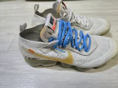 ナイキ x オフホワイト ヴェイパーマックス 白