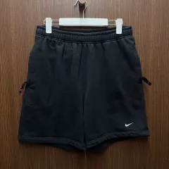 ナイキ ソロ スウッシュ ハーフパンツ L