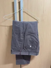 PT01 チノパンツ