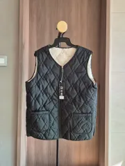 (新品)ブラック レディース キルティング ベスト XL