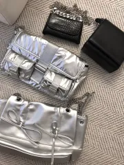 新品) バッグ ショルダーバッグ チェーンバッグ 出品