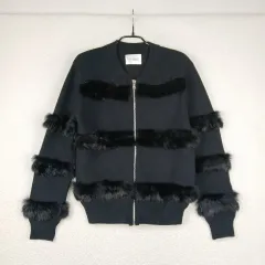 トップス VOGUE レディース ブラック ファー 装飾 ジップアップ ニット カーディガン(F)