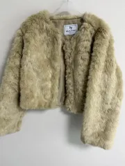 カーキポイント ファー コート