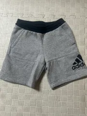 アディダス キッズ 起毛 グレー ハーフパンツ/トレーナーハーフパンツ/120