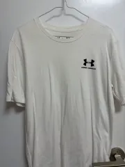 UNDER ARMOUR アンダーアーマー 白 半袖 Tシャツ