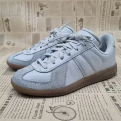 アディダス BW アミ レディーススニーカー 23.5センチ